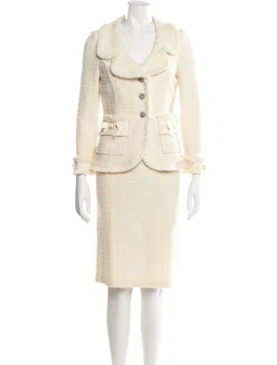 Pre-owned St John Bow Accents Skirt Set In Neutral