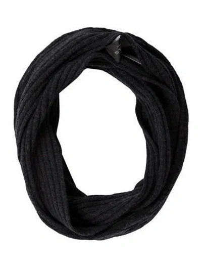 Pre-owned St John Cashmere Scarf In Gray