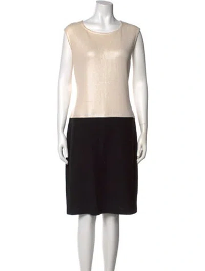 Pre-owned St. John Caviar Colorblock Pattern Knee-length Dress In Black
