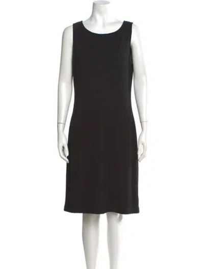 Pre-owned St. John Caviar Crew Neck Knee-length Dress In Black