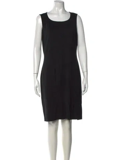Pre-owned St. John Caviar Scoop Neck Knee-length Dress In Black