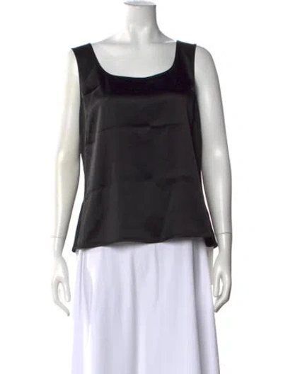 Pre-owned St. John Caviar Square Neckline Sleeveless Top In Black