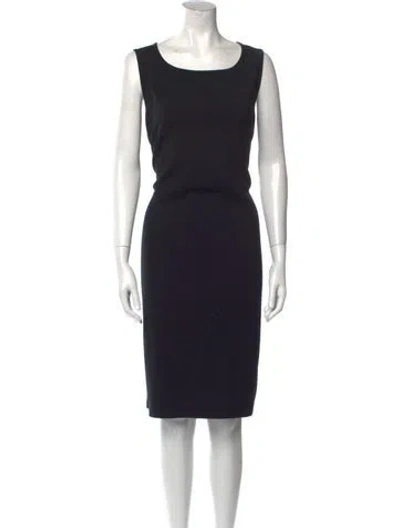 Pre-owned St. John Caviar Wool Knee-length Dress In Black