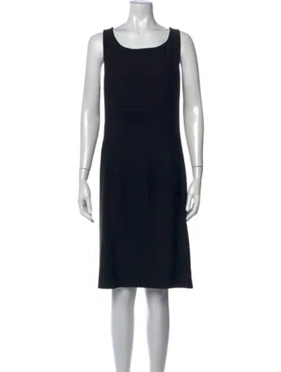 Pre-owned St. John Caviar Wool Knee-length Dress In Black