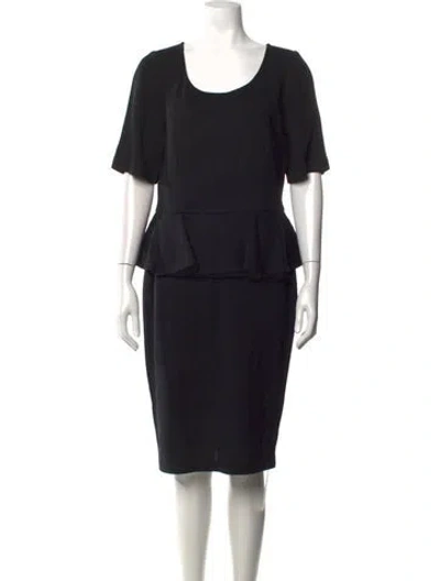 Pre-owned St. John Caviar Wool Knee-length Dress In Black