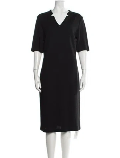 Pre-owned St. John Caviar Wool Knee-length Dress In Black
