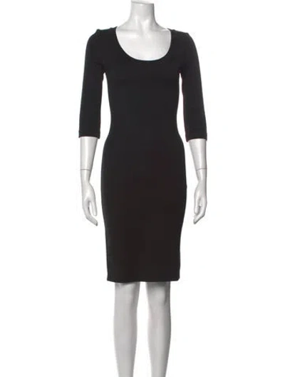 Pre-owned St. John Caviar Wool Knee-length Dress In Black