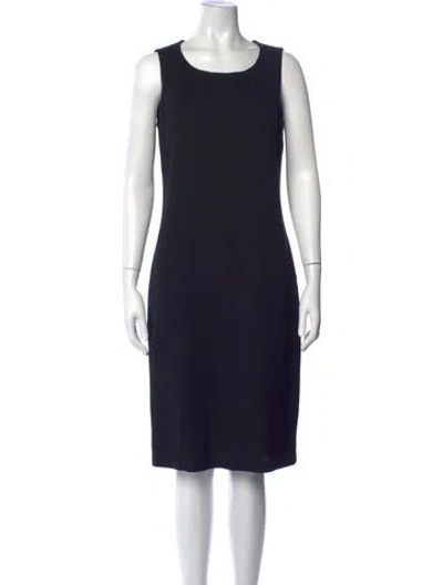 Pre-owned St. John Caviar Wool Knee-length Dress In Black