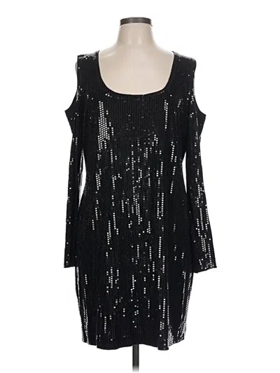 Pre-owned St John Cocktail Dress In Black