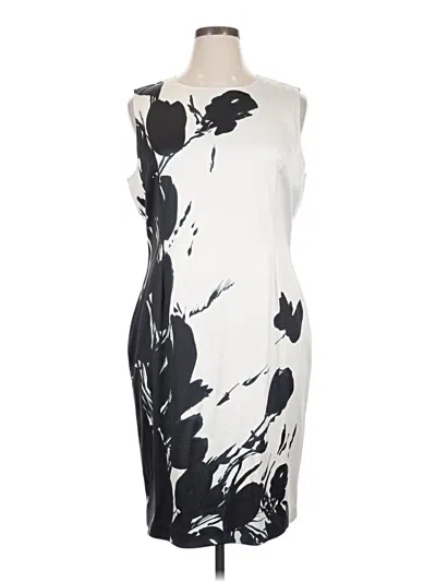 Pre-owned St John Cocktail Dress In White