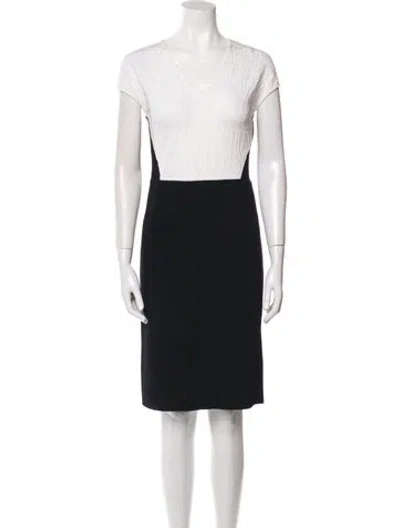 Pre-owned St John Colorblock Pattern Knee-length Dress In Black