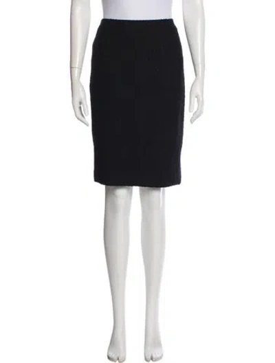 Pre-owned St. John Couture Glitter Accents Knee-length Skirt In Black