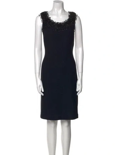 Pre-owned St. John Couture Scoop Neck Knee-length Dress In Black