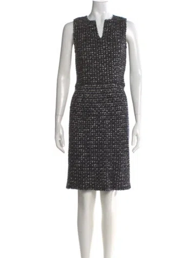 Pre-owned St. John Couture Tweed Pattern Knee-length Dress In Black