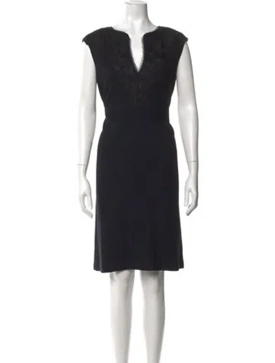 Pre-owned St. John Couture Tweed Pattern Knee-length Dress In Black