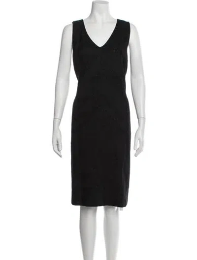 Pre-owned St. John Couture V-neck Knee-length Dress In Black