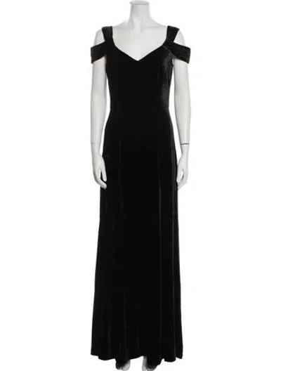 Pre-owned St. John Couture V-neck Long Dress In Black