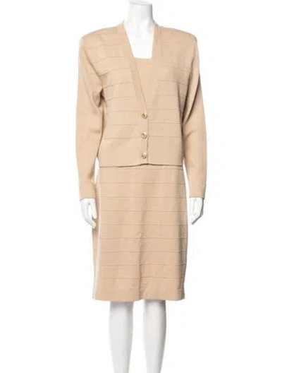 Pre-owned St John Dress Set In Neutral