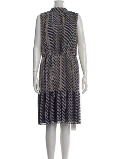 Pre-owned St John Graphic Print Knee-length Dress In Black