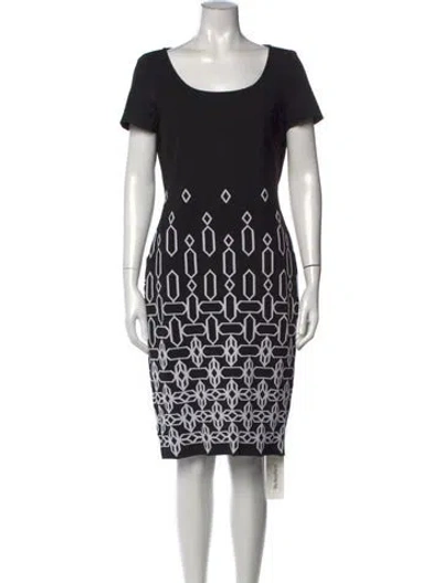 Pre-owned St John Graphic Print Knee-length Dress In Black