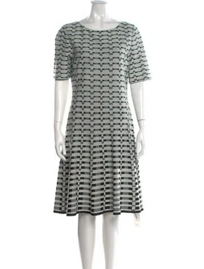 Pre-owned St John Graphic Print Knee-length Dress In Blue