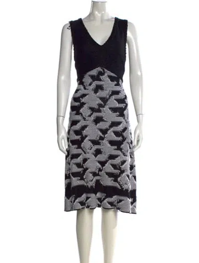 Pre-owned St John Graphic Print Knee-length Dress In Multi