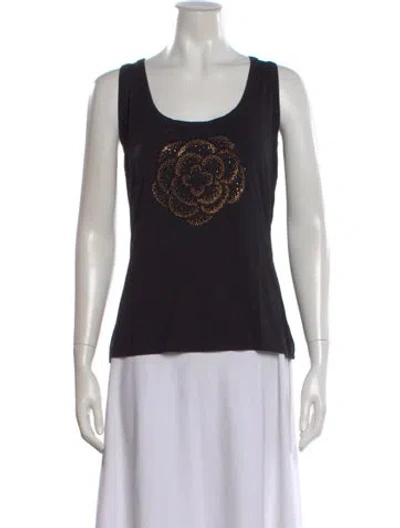 Pre-owned St John Graphic Print Scoop Neck Top In Black