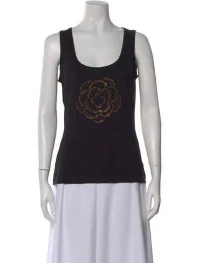 Pre-owned St John Graphic Print Scoop Neck Top In Black
