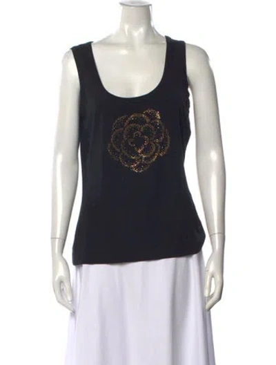 Pre-owned St John Graphic Print Scoop Neck Top In Black