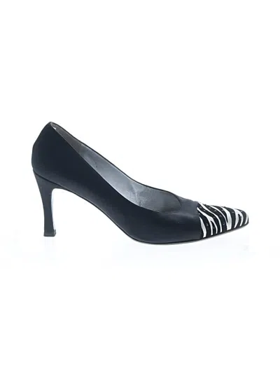 Pre-owned St John Heels In Black