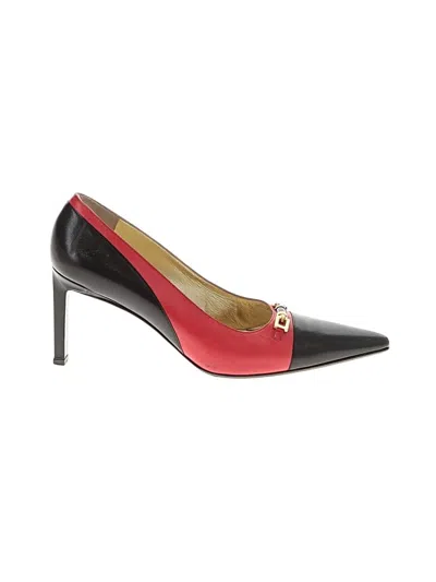 Pre-owned St John Heels In Red
