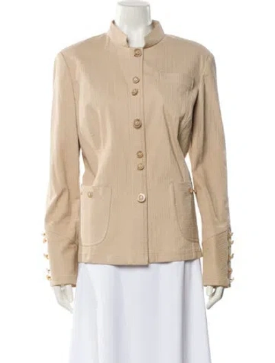 Pre-owned St John Jacket In Neutral