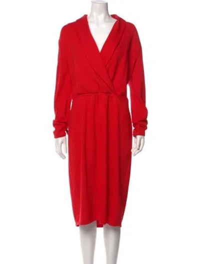 Pre-owned St John Knee-length Dress In Red