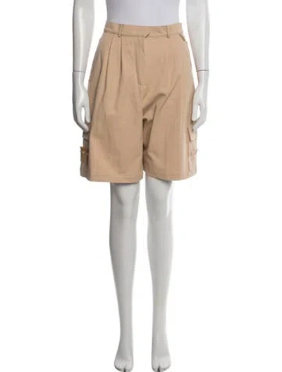 Pre-owned St John Knee-length Shorts In Neutrals