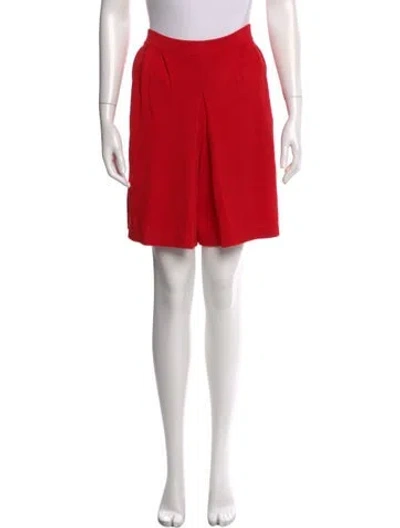 Pre-owned St John Knee-length Shorts In Red