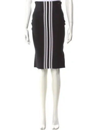 Pre-owned St John Knee-length Skirt In Black