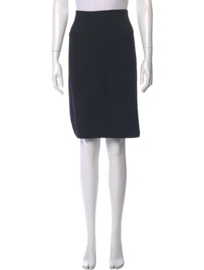 Pre-owned St John Knee-length Skirt In Gray