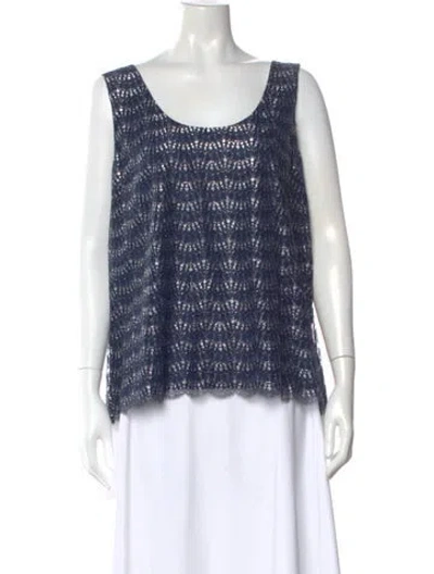 Pre-owned St John Lace Pattern Scoop Neck Top In Blue