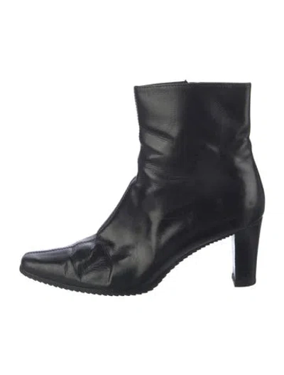 Pre-owned St John Leather Boots In Black