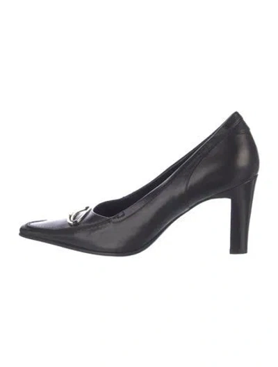 Pre-owned St John Leather Pumps In Black