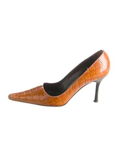 Pre-owned St John Leather Pumps In Brown