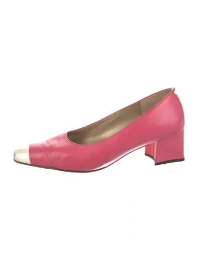 Pre-owned St John Leather Pumps In Pink