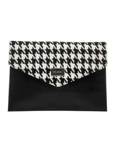Pre-owned St John Leather Shoulder Bag In Black
