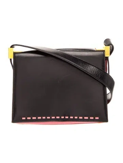 Pre-owned St John Leather Shoulder Bag In Black