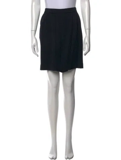 Pre-owned St John Mini Shorts In Black