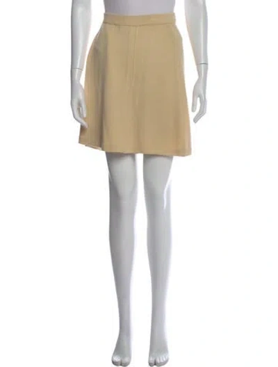 Pre-owned St John Mini Shorts In Yellow