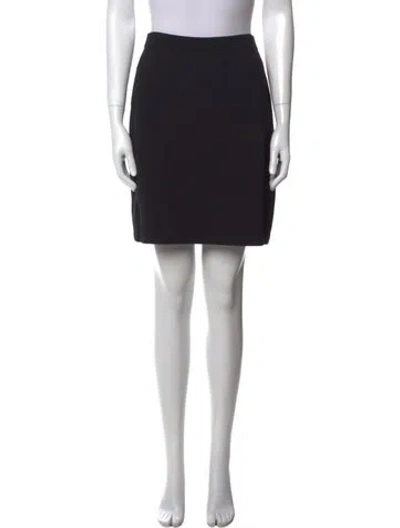 Pre-owned St John Mini Skirt In Black