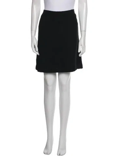 Pre-owned St John Mini Skirt In Black