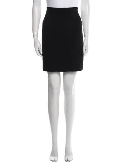 Pre-owned St John Mini Skirt In Black