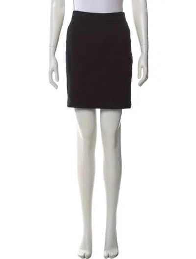 Pre-owned St John Mini Skirt In Black